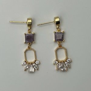Elegant Dainty & Delicate Gold Earrings for Woman - Classic Stylish Earrings